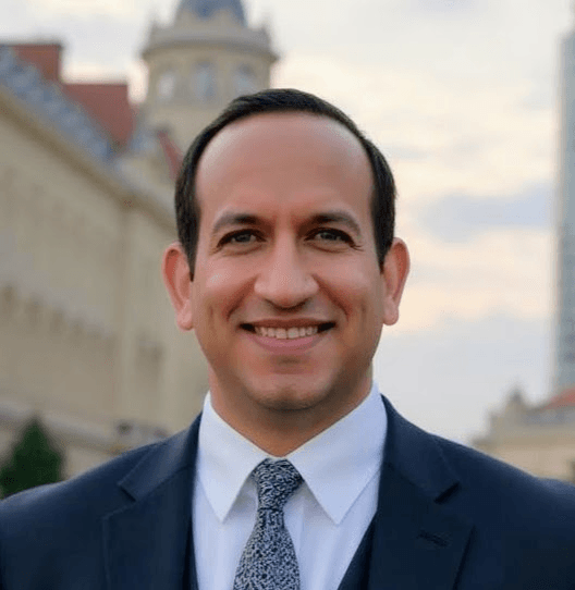 Kareem Elsayed - IT Architect & Software Consultant